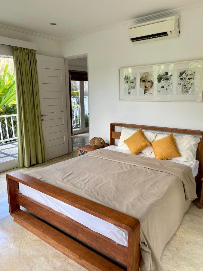 Private Suite In A Kids Friendly Big Shared Villa In Canggu Extérieur photo