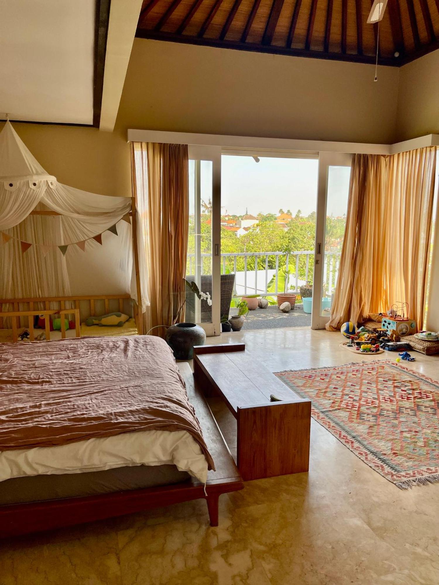 Private Suite In A Kids Friendly Big Shared Villa In Canggu Extérieur photo